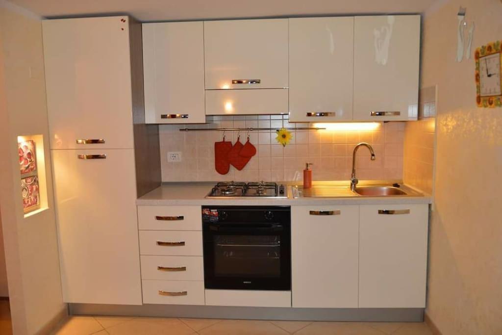 Olimpia House - Central Station Бари Екстериор снимка